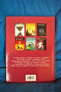 Sortie du tome 6, Le Duel des Mages : 4éme de couverture